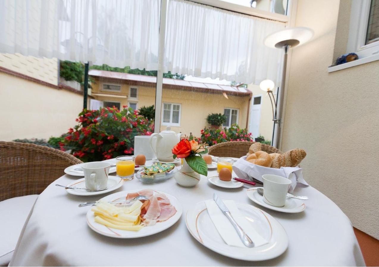 Pension Elfy Baden Exterior foto