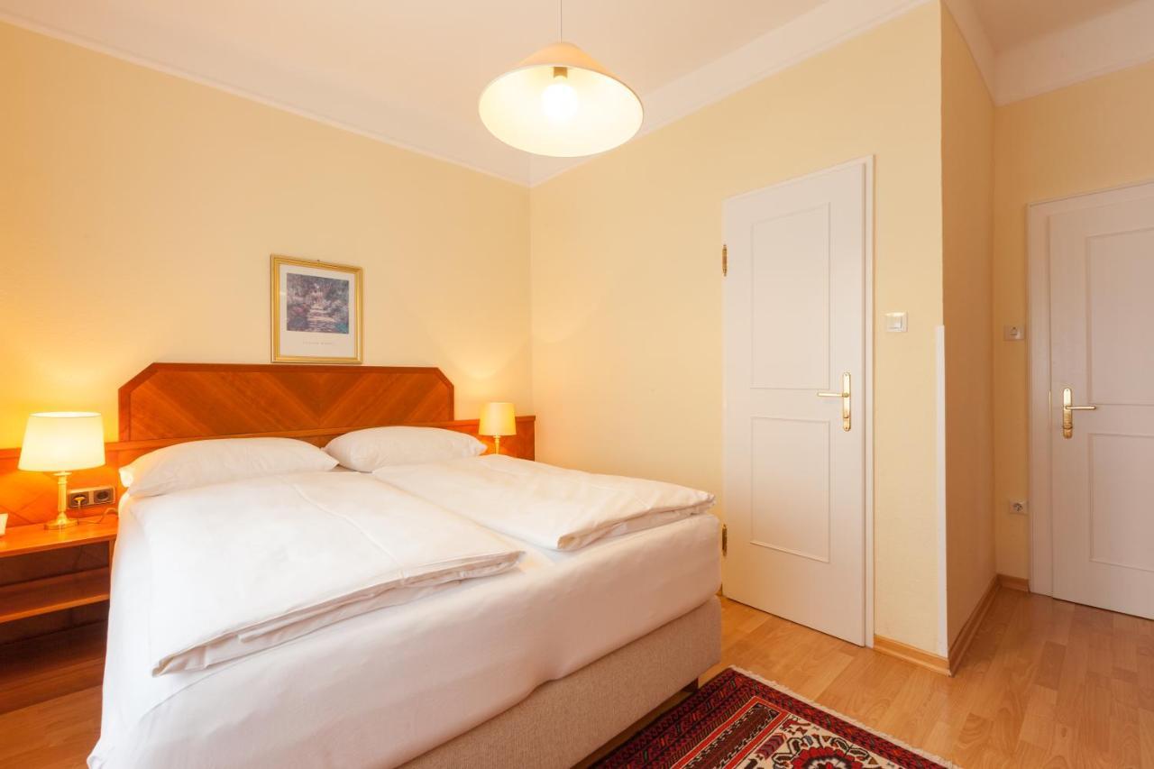 Pension Elfy Baden Exterior foto